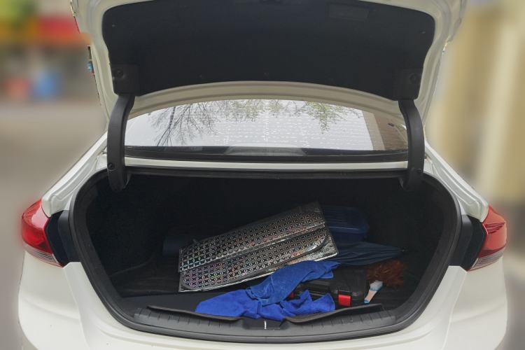 Used Hyundai Elantra (6th Generation / Lingdong) 2016 1.6L Automatic ZhiXuan · Luxury Version Trunk