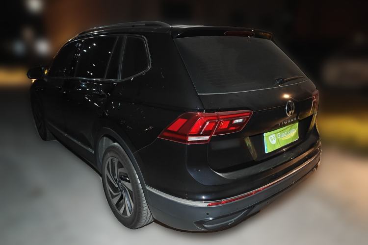 Used Volkswagen Tiguan L 2025 Model, Outstanding Version, 300TSI Automatic Two-Wheel Drive Longteng Edition