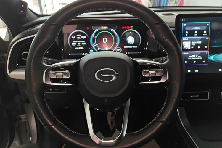 Used GAC Trumpchi GS8 2022 Flagship Series 2.0 TGDI Four-Wheel Drive Luxury Smart Connectivity Version (7 Seats)
