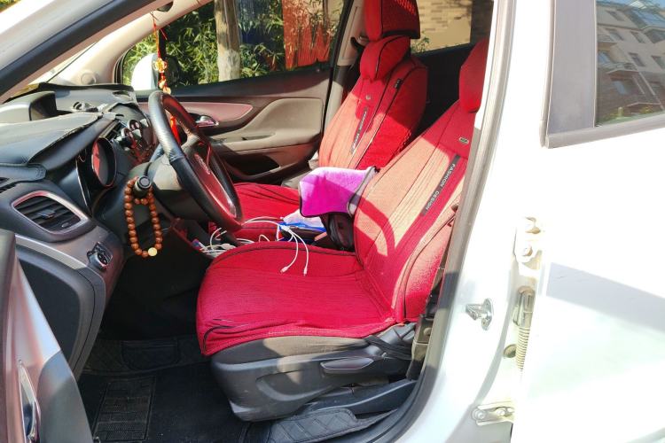 Used Buick Encore 2015 1.4T Automatic Two-Wheel Drive Urban Elite Version