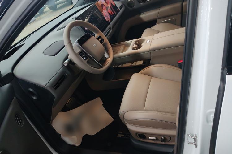 Used Li Auto Li Auto i6 2025 Model Two-Wheel-Drive Standard Type