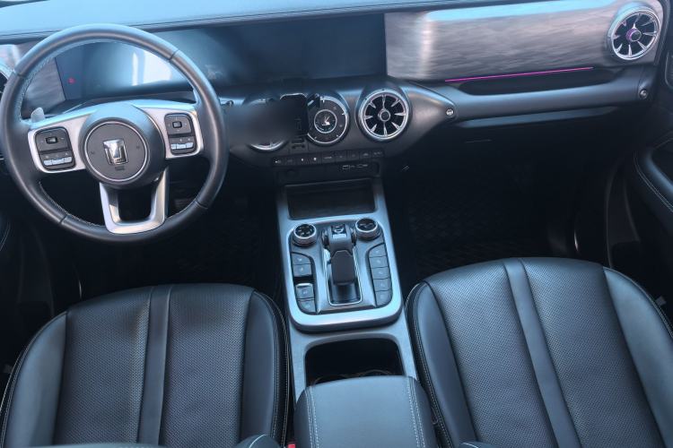 Used Tank 300 2023 City Edition 2.0T—Stylish as Ever
