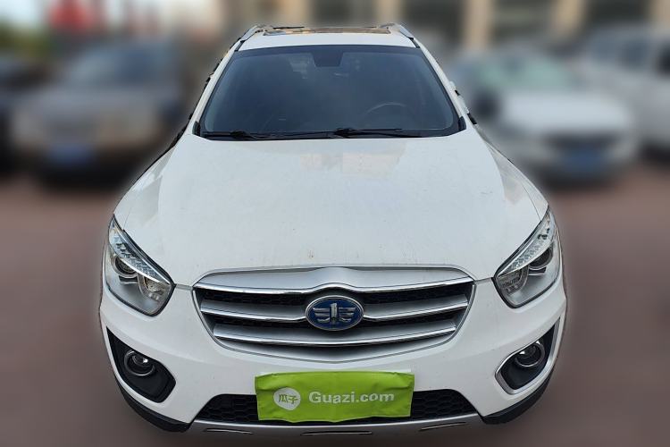 Used Bestune X80 2013 2.0L automatic comfort version
