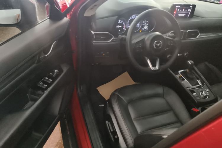 Used Mazda CX-5 2017 2.0L Automatic 4x4 Smart Enjoyment Version China V Standard Driver Seat