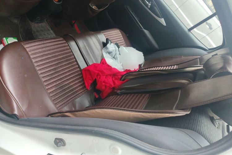 Used Honda Crider 2013 1.8L automatic luxury edition Left Rear Seat