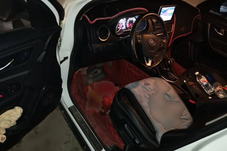 Used Bestune X40 2017 1.6L Automatic Prestige Edition
