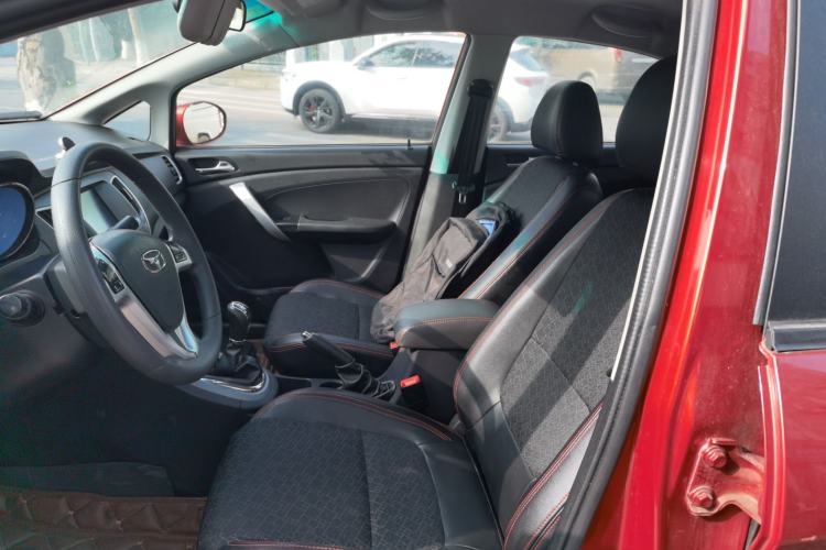 Used Cowin C3 2015 1.5L Manual Gold Diamond Edition Left Front Seat