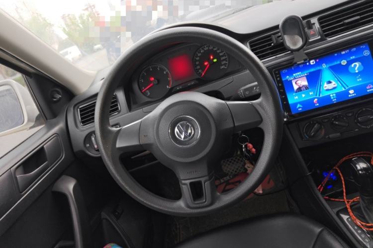 Used Volkswagen Santana 2015 1.6L Automatic Fashion Edition Steering Wheel