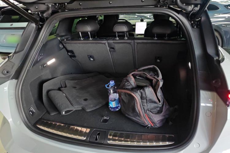 Used Nio ES6 2023 75 kWh
