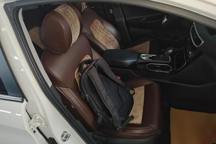 Used Hyundai Tucson 2019 280TGDi Dual-Clutch Two-Wheel Drive Fashion Edition China VI Standard