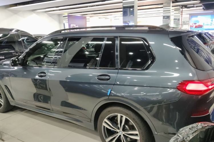 Used BMW X7 2020 xDrive40i Luxury M Sport Package