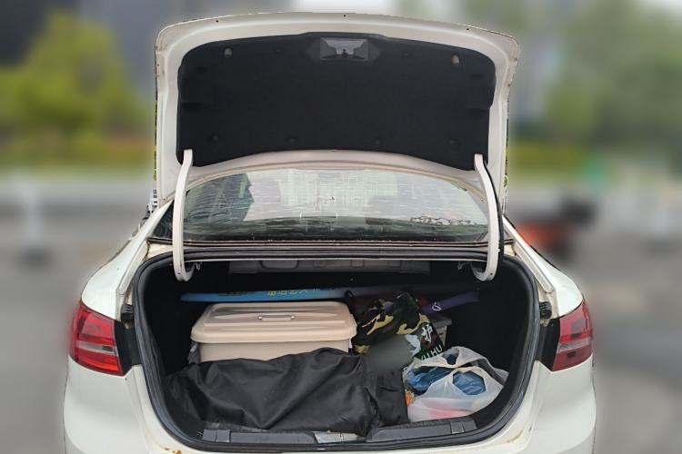 Used Ford Escort 2017 Happiness Edition 1.5L Automatic Fashion Version Trunk