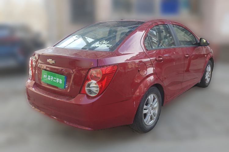 Used Chevrolet Aveo Sonic 2011 Sedan 1.4L Manual Transmission SE
