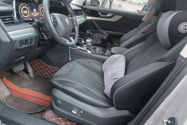 Used Hongqi HS5 2022 Facelifted Version 2.0T Smart Connect Flagship All-Wheel-Drive Edition
