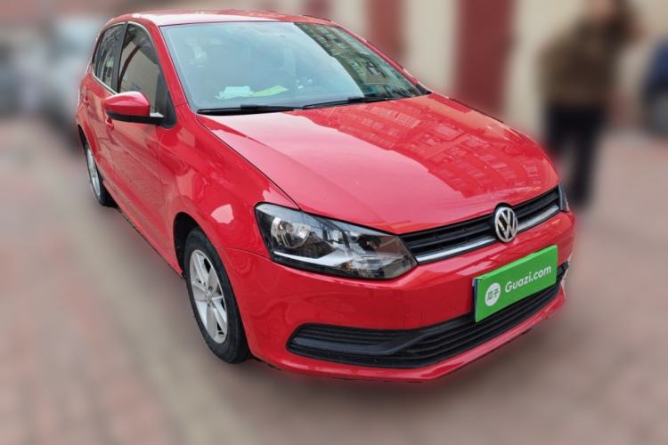 Used Volkswagen Polo 2016 1.4L Automatic Trendy Model Front Right 45 Deg