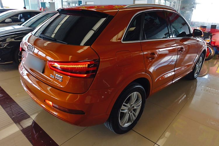 Used Audi Q3 2015 35 TFSI Comfort Model Rear Right 45 Deg