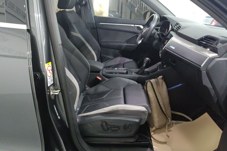 Used Audi Q3 2024 35 TFSI Fashion Dynamic Edition
