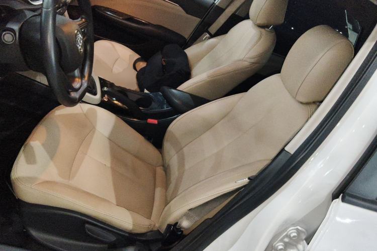 Used Buick GT 2019 15T Dual-Clutch Advanced Version China VI Standard Left Front Seat