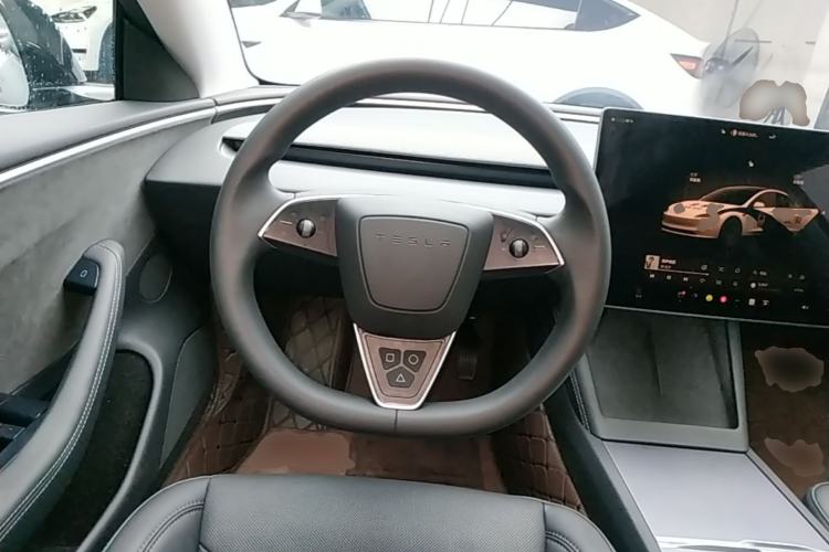 Used Tesla Model 3 2023 Long-Range All-Wheel-Drive Version
