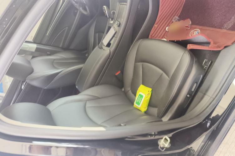 Used Buick LaCrosse 2021 652T Luxury Model Right Front Seat