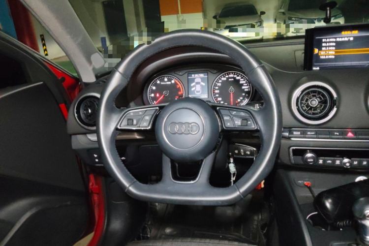 Used Audi A3 2017 Limousine 35 TFSI Sport Edition
