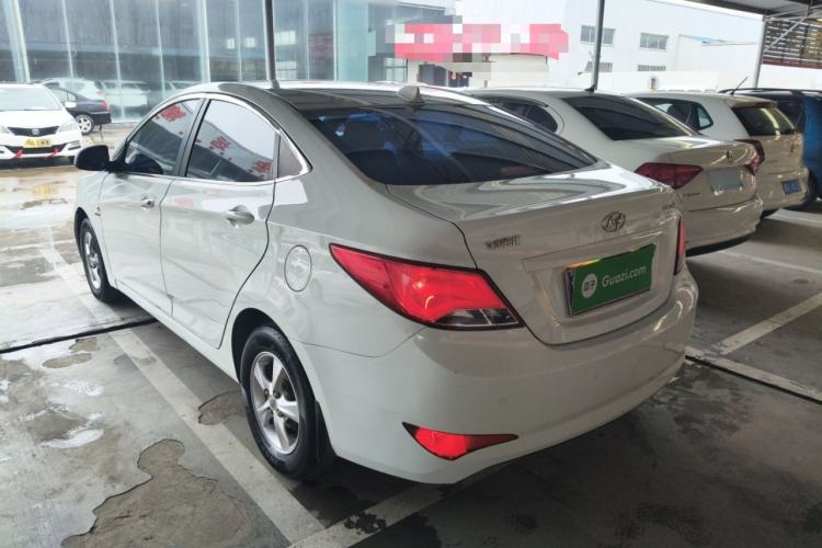 Used Hyundai Verna (older generation) 2014 1.4L Manual Smart GLS Trim