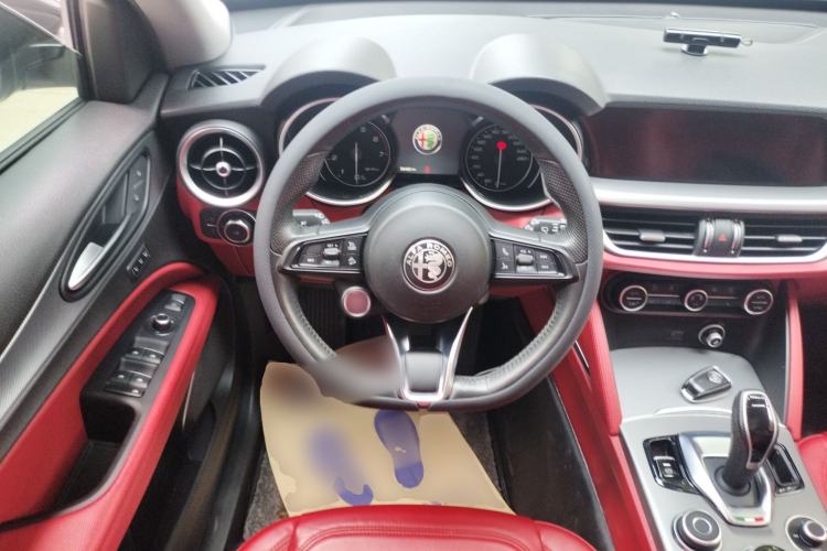 Used Alfa Romeo Stelvio 2020 2.0T 280HP Luxury Edition
