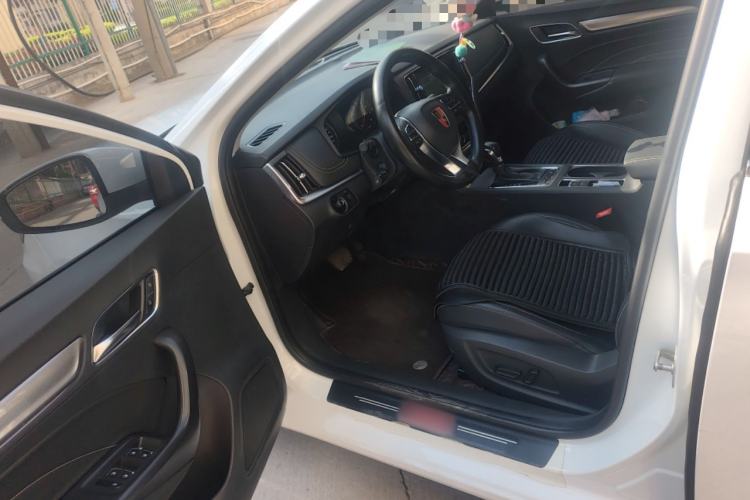 Used Roewe i6 2017 20T Automatic Internet Smart Edition Interior 3