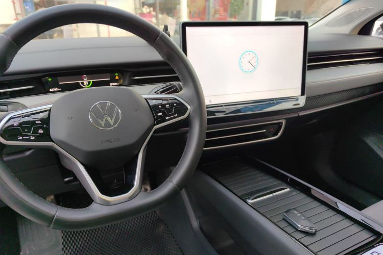 Used Volkswagen ID.7 VIZZION 2024 AIR model