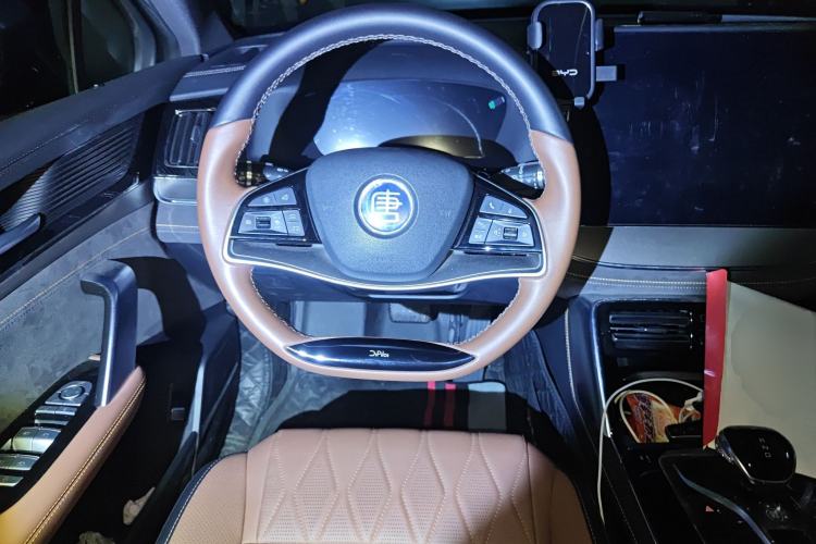 Used BYD Tang New Energy 2023 DM-i Champion Edition 112KM Prestige Model Steering Wheel