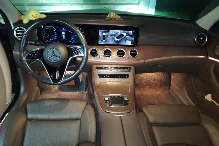 Used Mercedes-Benz E-Class 2021 Facelift E 260 L
