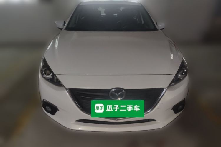 Used Mazda Mazda 3 Axela 2016 Sedan 1.5L Manual Luxury Model
