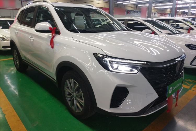 Used Roewe RX5 2025 PLUS 330TGI Automatic Trendsetting Smart Edition Front Right 45 Deg