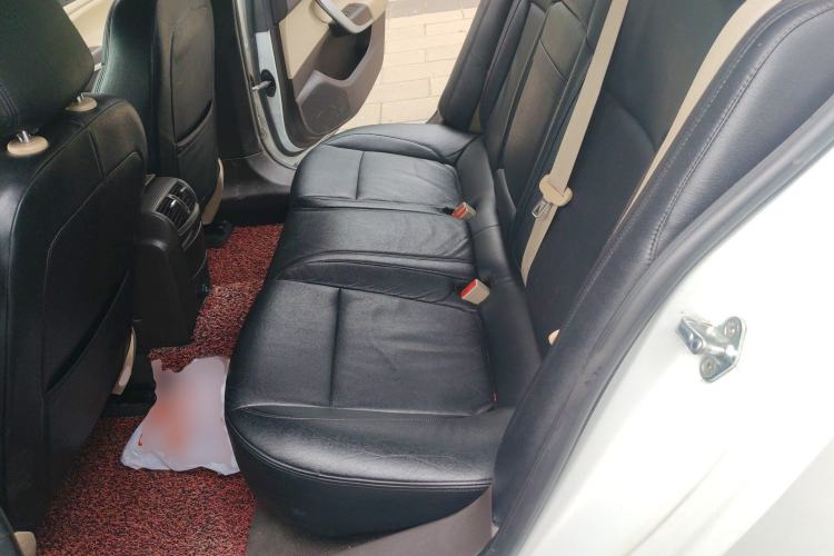 Used Buick Regal 2015 2.0L Leading Fashion Edition
