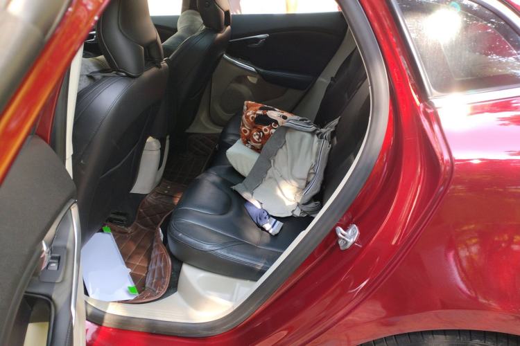 Used Volvo V40 2014 2.0T Zhiya Edition