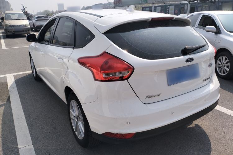 Used Ford Focus 2018 Hatchback Classic 1.6L Automatic Trendy SmartDrive Edition