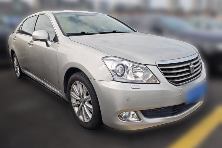 Used Toyota Crown 2010 2.5L Royal Leather Sunroof Edition Front Right 45 Deg