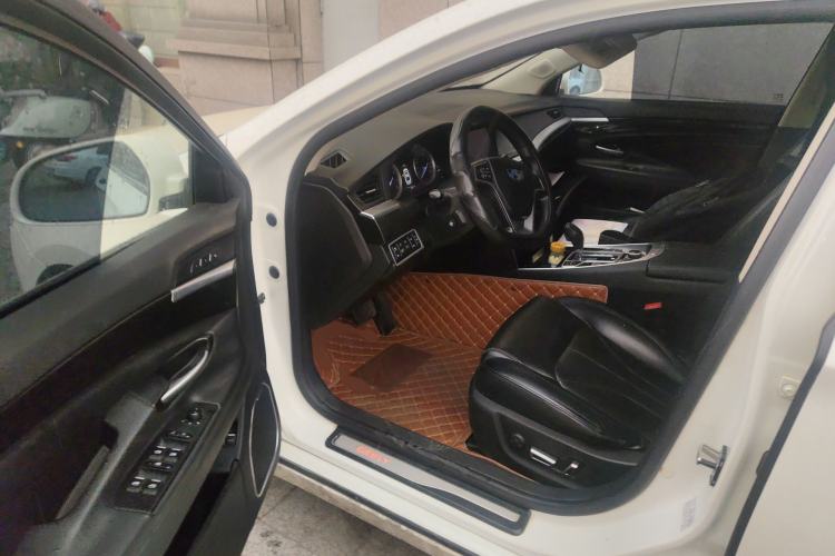 Used Geely Auto Emgrand GT 2015 1.8T Flagship Model
