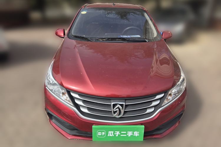 Used Baojun 310 2016 1.2L manual Comfort trim level
