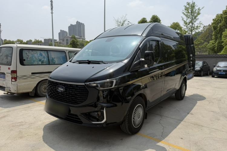 Used Ford Transit 2023 2.0T Diesel Automatic Commercial & Travel Model Mid-axle Medium Roof 7/8/9-Seater