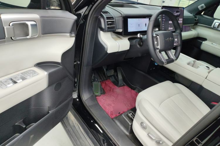 Used Formula Leopard Tai 7 2025 Model 190 km Four-Wheel Drive Ultra Edition Driver Seat