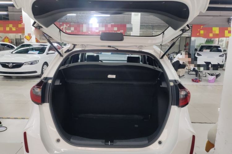 Used Honda Fit 2022 1.5L CVT Trendy Sunroof Edition Trunk