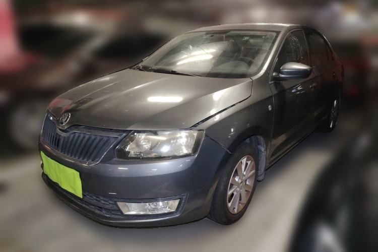 Used Skoda Rapid 2015 1.6L Manual Smart Selection Model