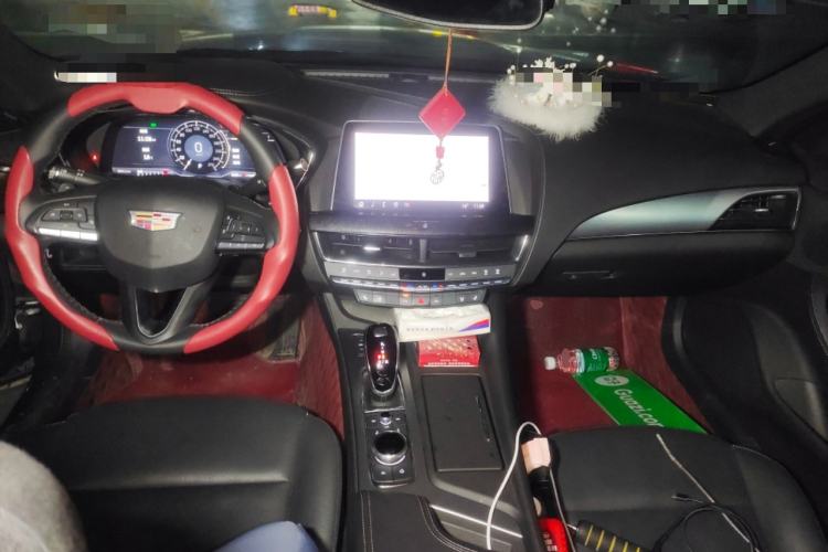 Used Cadillac CT5 2023 28T Luxury Edition (Standard Version) Center Console