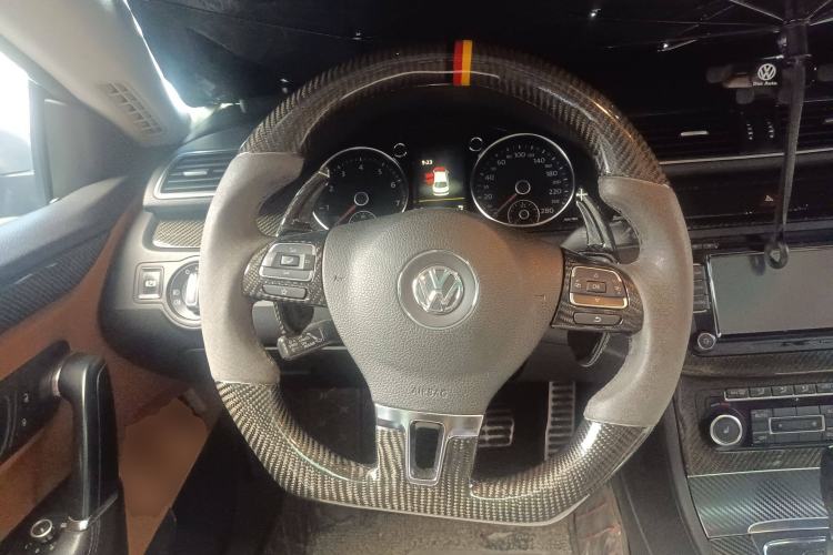 Used Volkswagen FAW-Volkswagen CC 2011 1.8TSI Luxury Model Steering Wheel