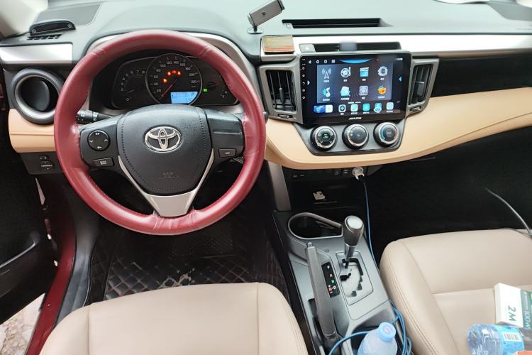 Used Toyota RAV4 2016 2.0L CVT Two-Wheel Drive Urban Edition China V Standard