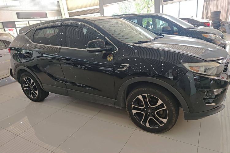 Used Soueast DX7 2015 1.5T Manual Elite Model
