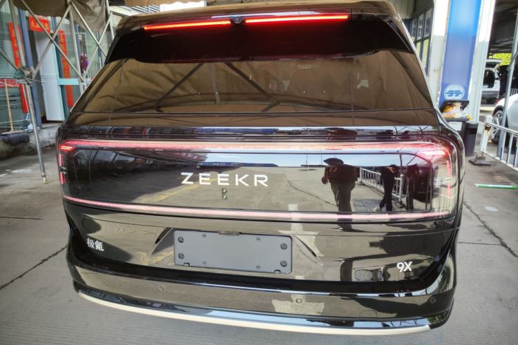Used Zeekr 9X 2025 Hyper Edition Rear