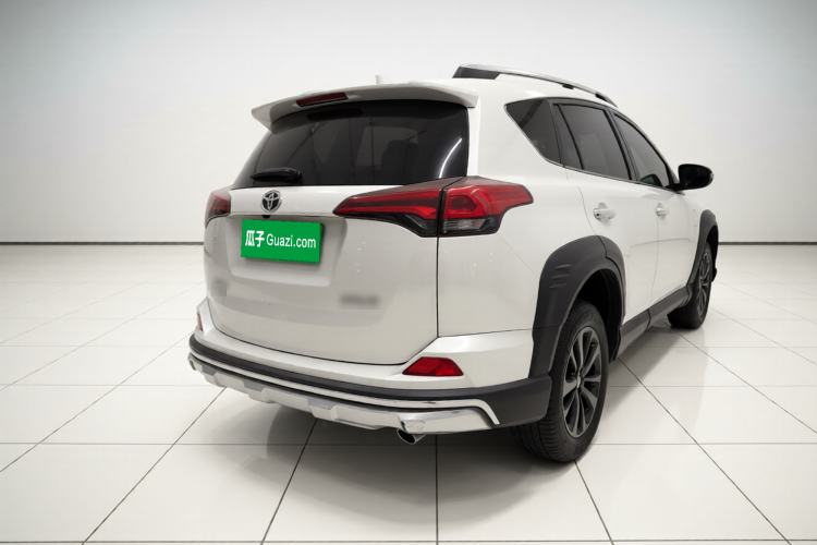 Used Toyota RAV4 2019 2.0L CVT Two-Wheel Drive Fashion X Limited Edition China V Standard
