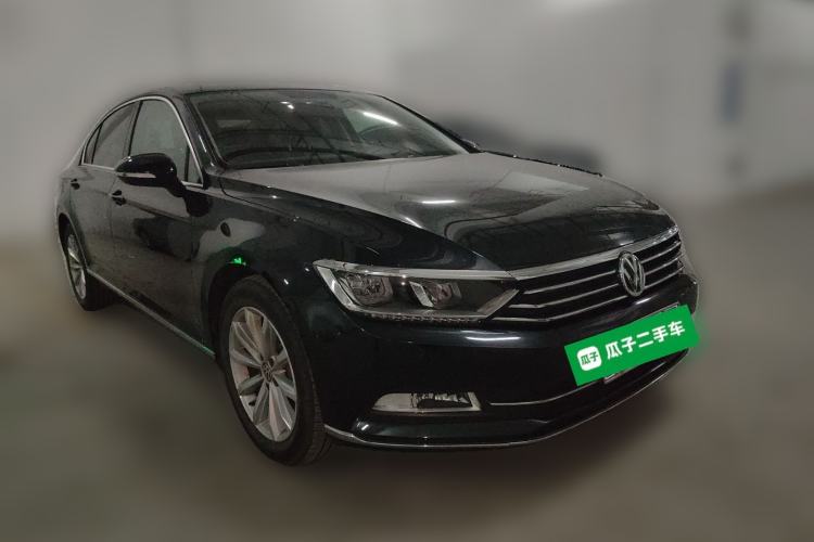 Used Volkswagen Magotan 2019 330TSI DSG Leading Model China VI Standard
